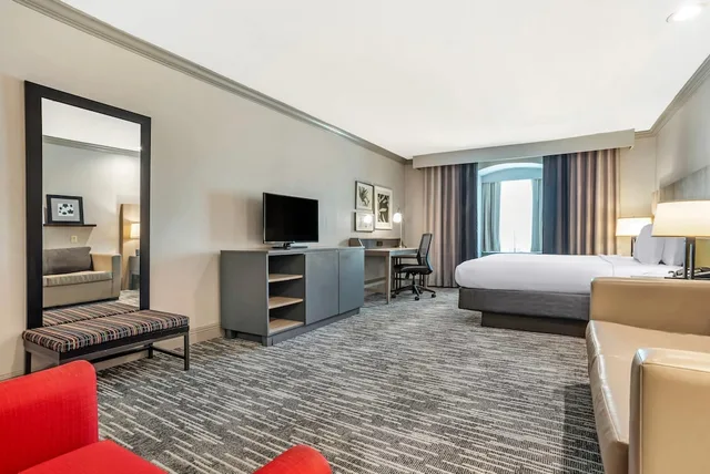 جناح استوديو بسرير كينج مع أريكة، Country Inn Suites By Radisson Metairie New Orleans La 7/10