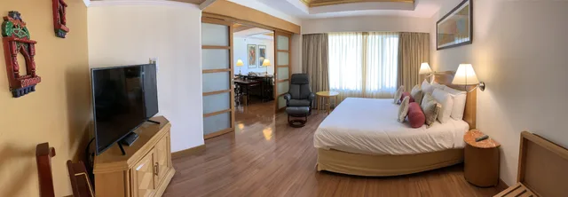 جناح بريميوم بسرير كوين بإطلالة على المدينة، Vivanta Vadodara 3/4