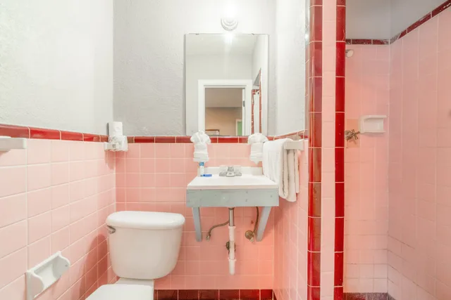 غرفة بسرير كينج، Alamo Oasis Inn and Suites By OYO San Antonio 9/9