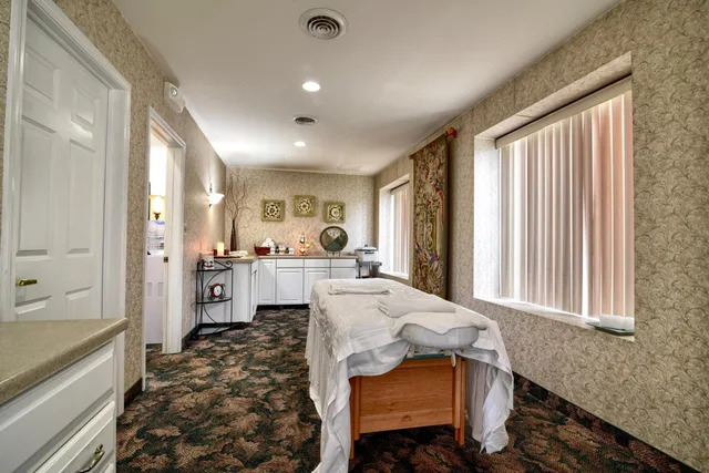 غرفة رومانسية، Roosevelt Inn And Suites 9/10