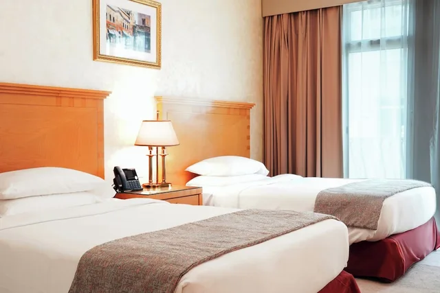 شقة بسرير كينج وسريرين منفصلين بغرفتي نوم، Swissotel Al Murooj Dubai 8/10