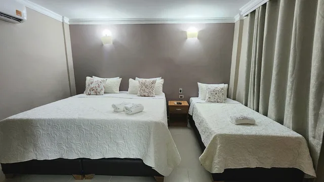 غرفة قياسية ثلاثية بسرير مزدوج وسرير فردي، Bocagrande Cartagena de Indias 4/10