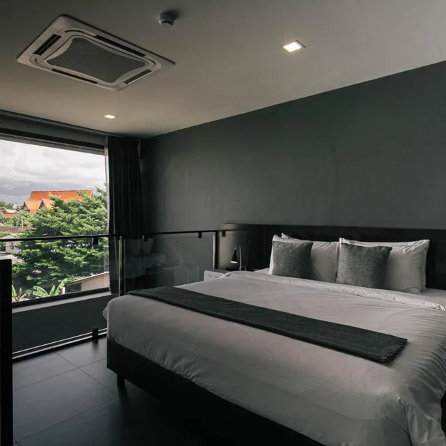 جناح دوبلكس، CREW HOTEL 3/10