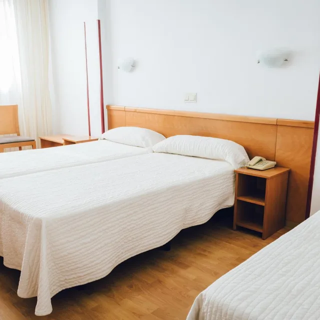 غرفة اقتصادية ثلاثية، Hotel Teremar 7/10