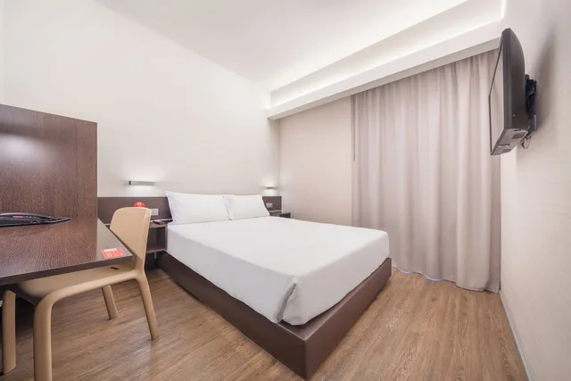غرفة قياسية بسرير مزدوج، Moov Hotel Evora 1/10