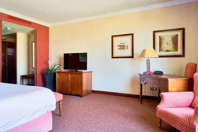 جناح جونيور ديلوكس، Fontecruz Avila Golf Hotel 6/9