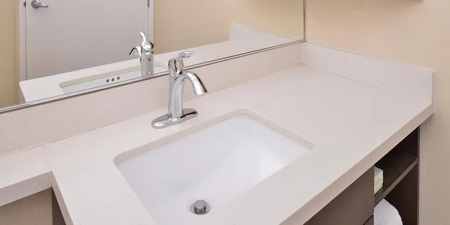 جناح بغرفة نوم واحدة بحوض استحمام لذوي الإعاقة، Candlewood Suites Austin N-Cedar Park 3/3