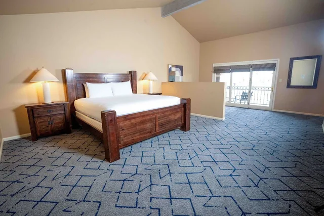 1 King and 2 Queen Beds, Kimpton Miralina Resort and Villas by IHG 2/3