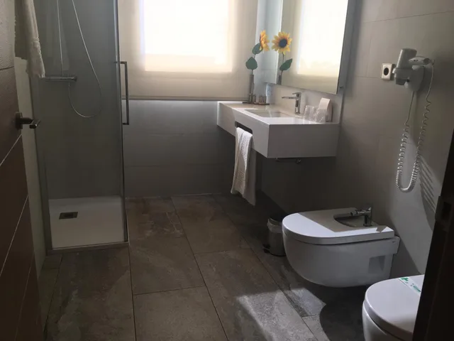 غرفة كومفورت ثلاثية، Hotel Venta Baños 5/5