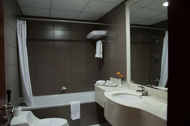 جناح جونيور بسرير كينج، فندق جراند ميرال(Mayral Grand For Hotel Apartments) 4/7