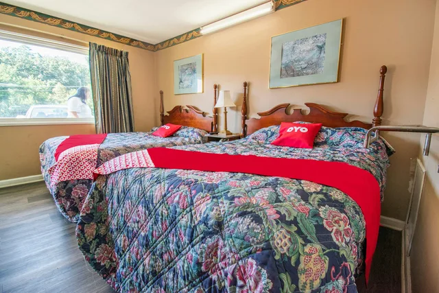 2 Full Bed Smoking، OYO Hotel Calhoun, GA I-75 3/7