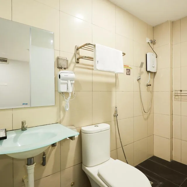 غرفة سوبيريور بسرير كينج، RM Hotel Muar 8/9