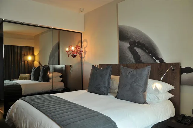 Standard, Double Bed, Southern Sun Rosebank 3/4