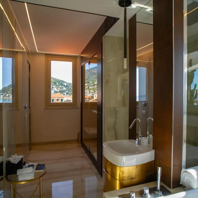 Ambassador, Suite, Grand Hotel Alassio Beach & SPA Resort 6/7