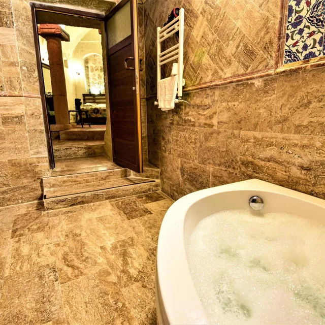 غرفة بسرير كينج بجاكوزي، Cappadocia Caves Hotel 8/10