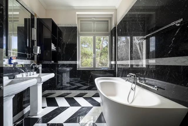 Augusta, Suite, King Bed, Sea View، Boutique Hotel Alhambra 3/4