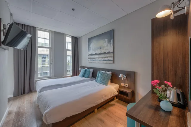 غرفة بسريرين منفصلين، Hotel Damsquare 16/16