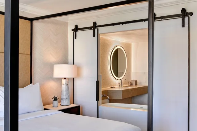 1 Bedroom, Junior Suite, King Bed, Jw Marriott Desert Springs Resort Spa 2/2