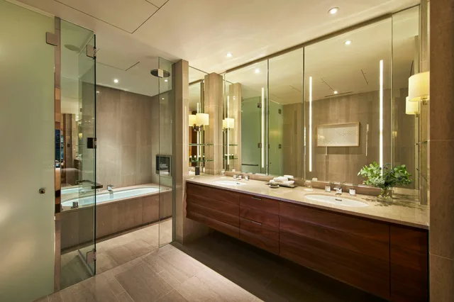 جناح تنفيذي بسرير كينج بشرفة، Palace Hotel Tokyo 2/2