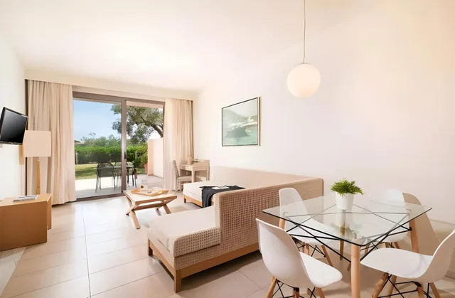 Family Suite, Garden Access، Kassandra Palace Seaside Resort 8/8
