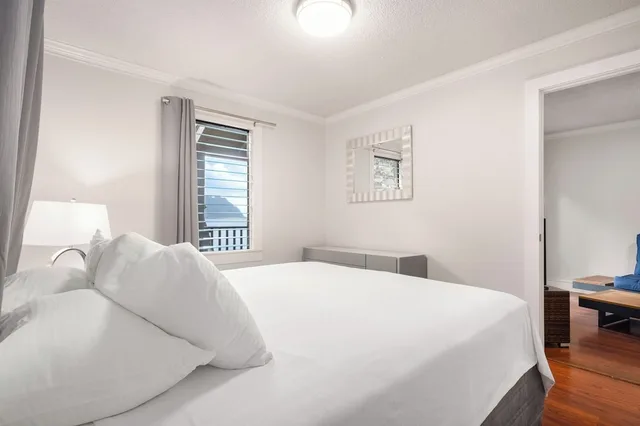 2 Bedrooms, Cottage, King and Twin Beds, Water Front, Kitchenette، Paradise Bay Resort 6/9