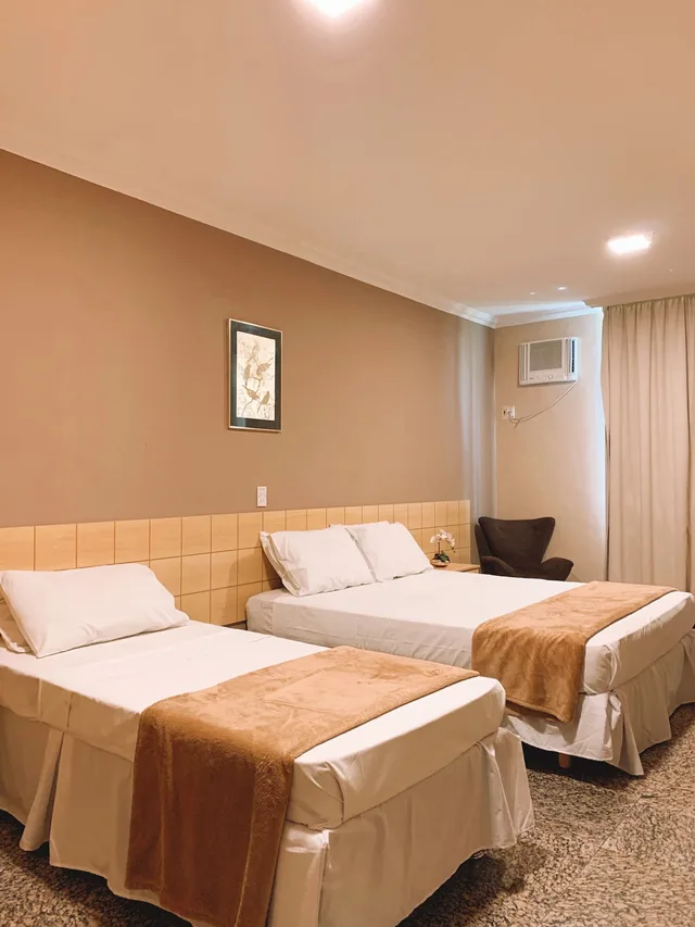1 Bedroom, Deluxe, Quadruple, Accessible, Diplomat Hotel 2/10