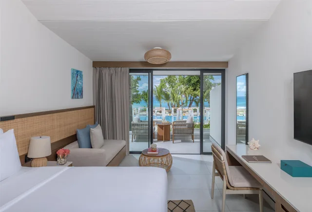 Superior Ocean View Balcony Room, Avani Plus Barbarons Seychelles Resort 3/7