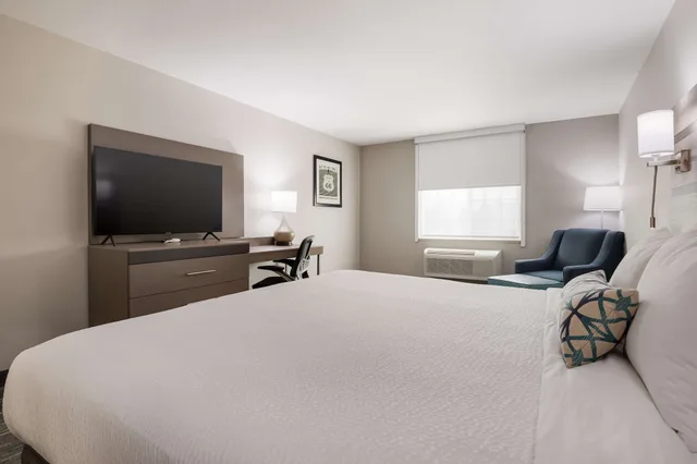 غرفة قياسية بسرير كينج لذوي الإعاقة، Best Western Nsu Inn 4/6