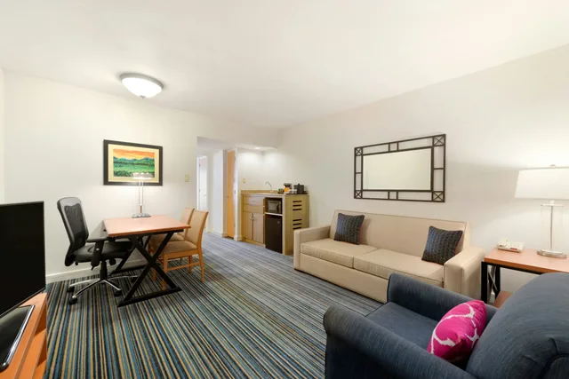 جناح بسرير كينج لذوي الإعاقة، Embassy Suites By Hilton Dorado Del Mar Beach Resort 1/2