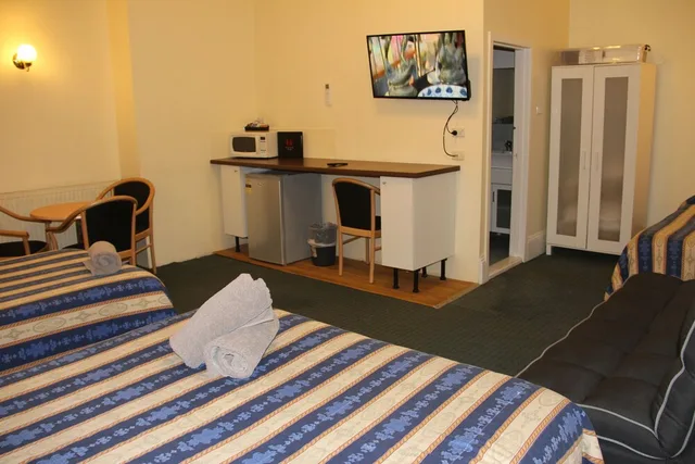 Heritage, Family, Twin Beds، Alpine Heritage Motel 2/4