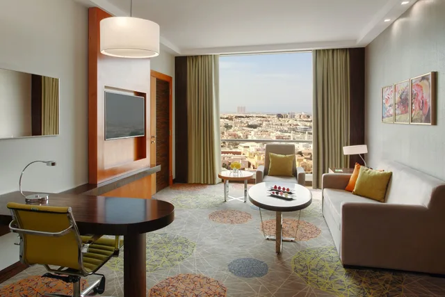 جناح بسرير كينج بغرفة نوم واحدة، هوليداي إن بوابة جدة(Holiday Inn Jeddah Gateway) 8/11
