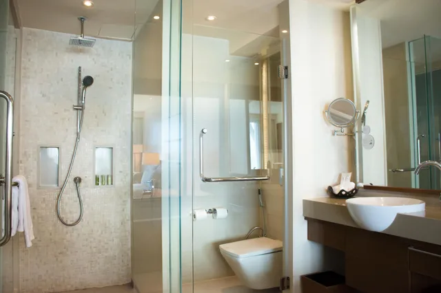 1 Bedroom, Premium, Suite, King Bed, Ocean Front, Sofa، The Westin Siray Bay Resort & Spa Phuket 3/4