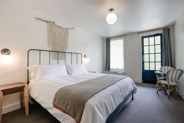 Surf, King Bed, Mountain View, Balcony، Surf Hotel & Chateau 5/6