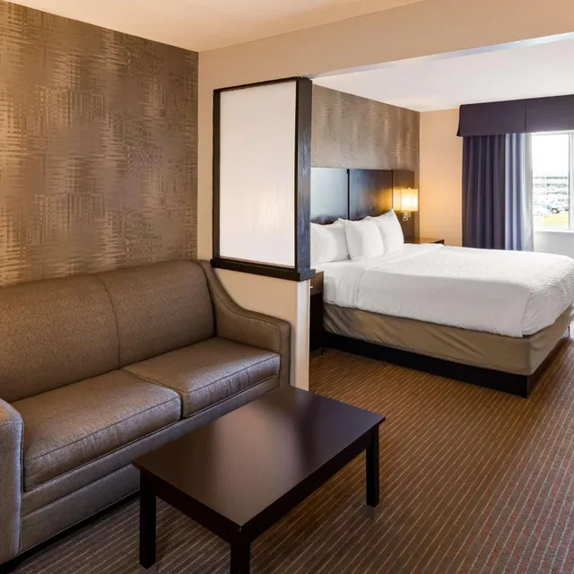 جناح بسرير كينج، Best Western Pearl City Inn 2/4