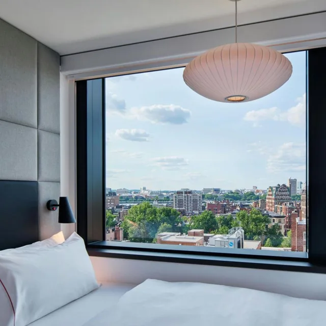 غرفة بسرير كينج بإطلالة، citizenM Boston Back Bay 3/7