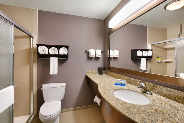 غرفة قياسية بسريرين كوين، Holiday Inn Express And Suites Billings 4/5