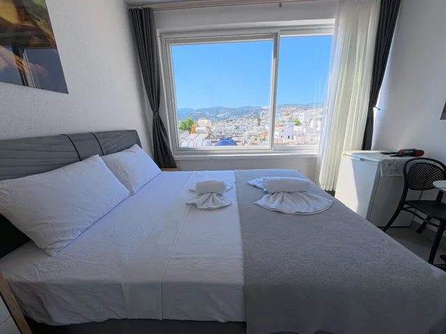 غرفة بانورامية بسرير مزدوج بإطلالة على البحر، Hotel Merhaba 6/10