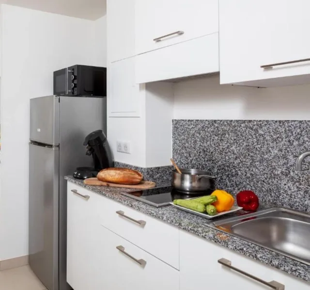 1 Bedroom, Apartment, Twin Beds, Pool Side, Sofa, Balcony، Residence Marina Bianca 8/8