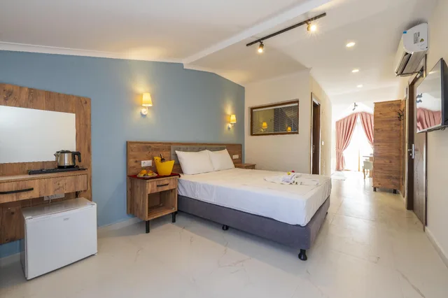 غرفة ديلوكس بسرير مزدوج بجاكوزي، Katre Hotel Oludeniz 1/1