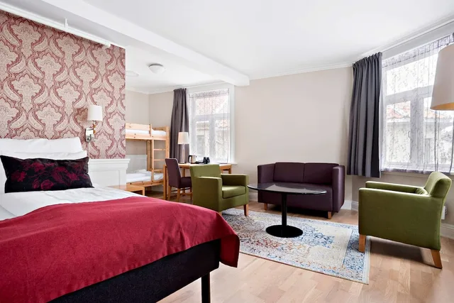 غرفة عائلية بسريرين منفصلين وسرير بطابقين، Best Western Plus Hotel Bakeriet 2/9