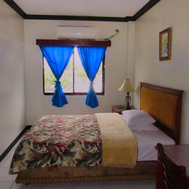 غرفة أساسية مفردة بسرير كوين، S&C Hotel Suites & Apartments 3/6