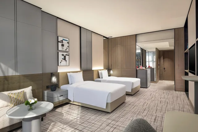غرفة قياسية بسريرين مزدوجين مع دخول صالة النادي، Crowne Plaza Quzhou by IHG 6/10