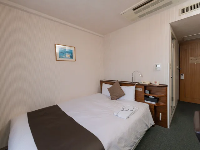 غرفة بسرير كوين، Alpico Plaza Hotel 2/5