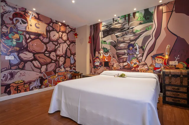 غرفة قياسية ثلاثية، La Barracuda Hotel 6/10