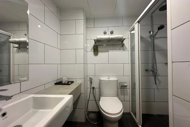 جناح تنفيذي عائلي بستة أسرّة، OYO Townhouse, Selayang formerly RHR Hotel 2/2