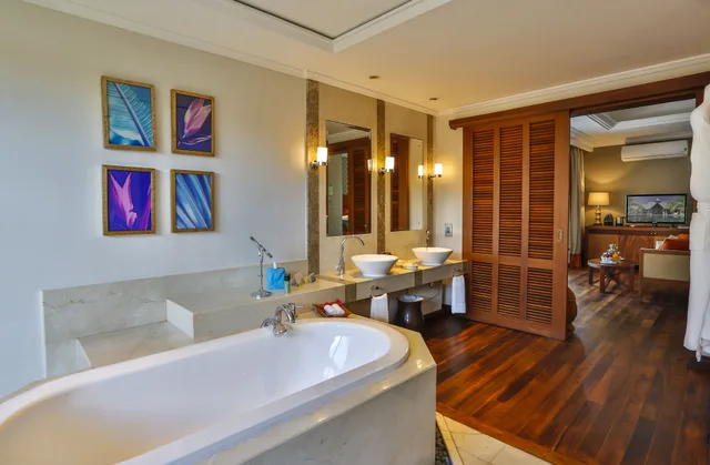 Pool, Luxury, Villa, King Bed, Maradiva Villas Resort And Spa 3/4