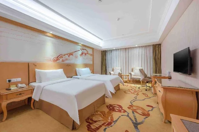 غرفة سوبيريور بسريرين منفصلين، Vienna Hotel (Guangzhou South Railway Station Hanxi Changlong Scenic Spot) 1/1