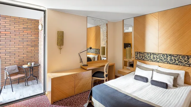 غرفة سوبيريور بشرفة، Marmara Hotel 3/3