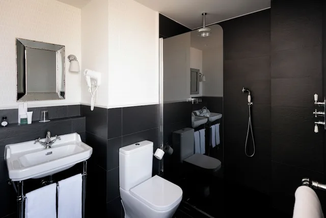 غرفة سوبيريور بسرير مزدوج أو سريرين منفصلين بشرفة، HOTEL PAX TORRELODONES 6/6