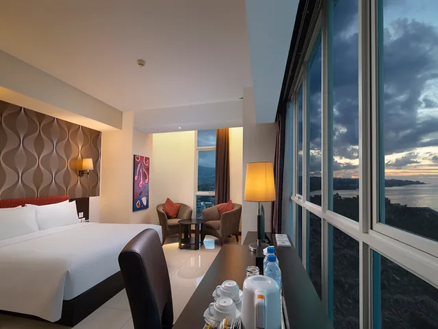 غرفة ديلوكس بإطلالة على البحر، Best Western The Lagoon Hotel 2/3